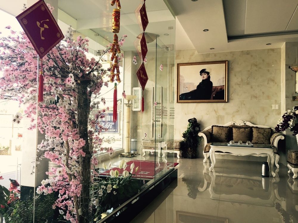 Tulip Hotel 2 Dalat Exterior foto
